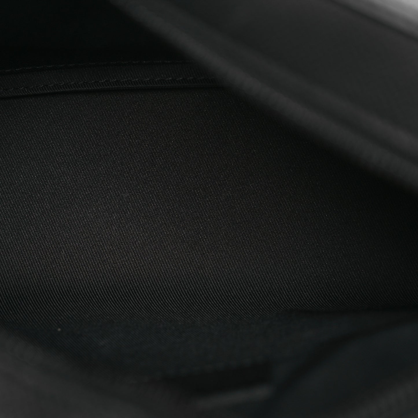 Taiga Rainbow Soft Trunk Black