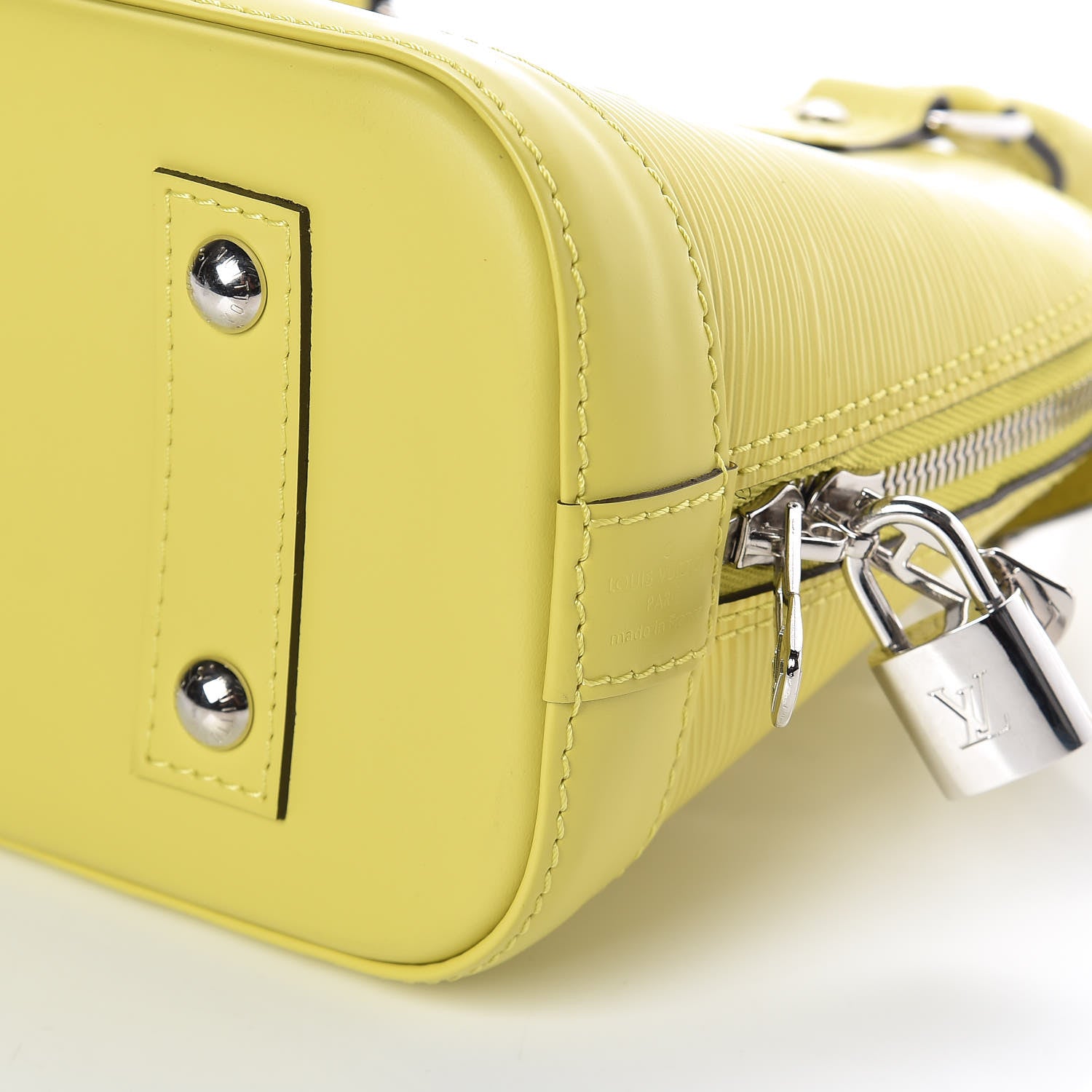 Louis Vuitton Epi Alma BB Pistache 9 of 10