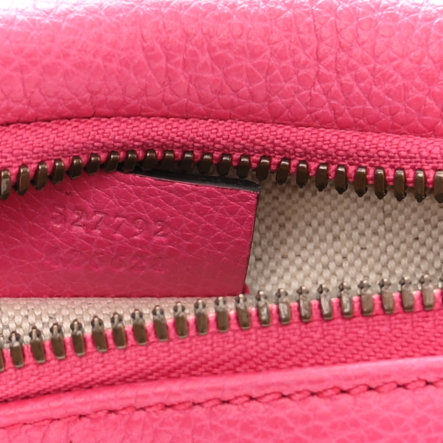 Gucci Grained Calfskin Small Logo Belt Bag Box Pink Green 7 of 11