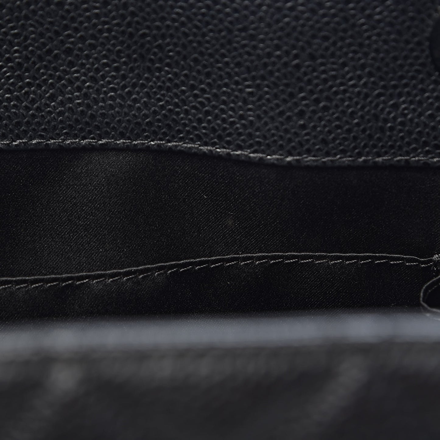 Caviar Quilted XL Grand Shopping Tote GST Black