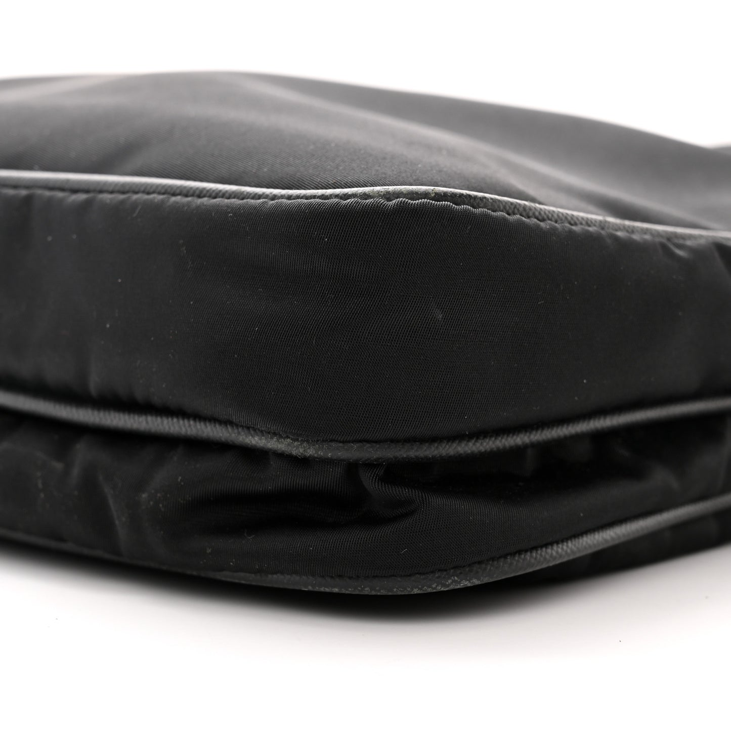 Tessuto Nylon Saffiano Logo Messenger Bag Black