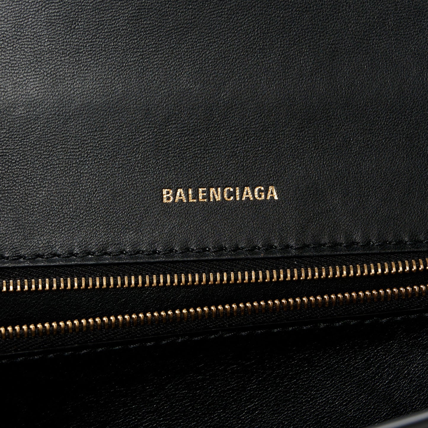 Shiny Box Calfskin Hourglass Stretch Top Handle Bag Black