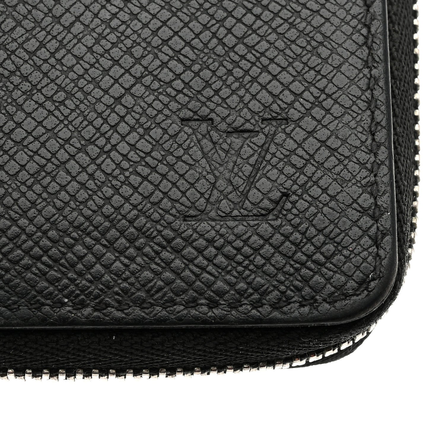 Louis Vuitton Taiga Zippy Coin Purse Vertical Black 7 of 8