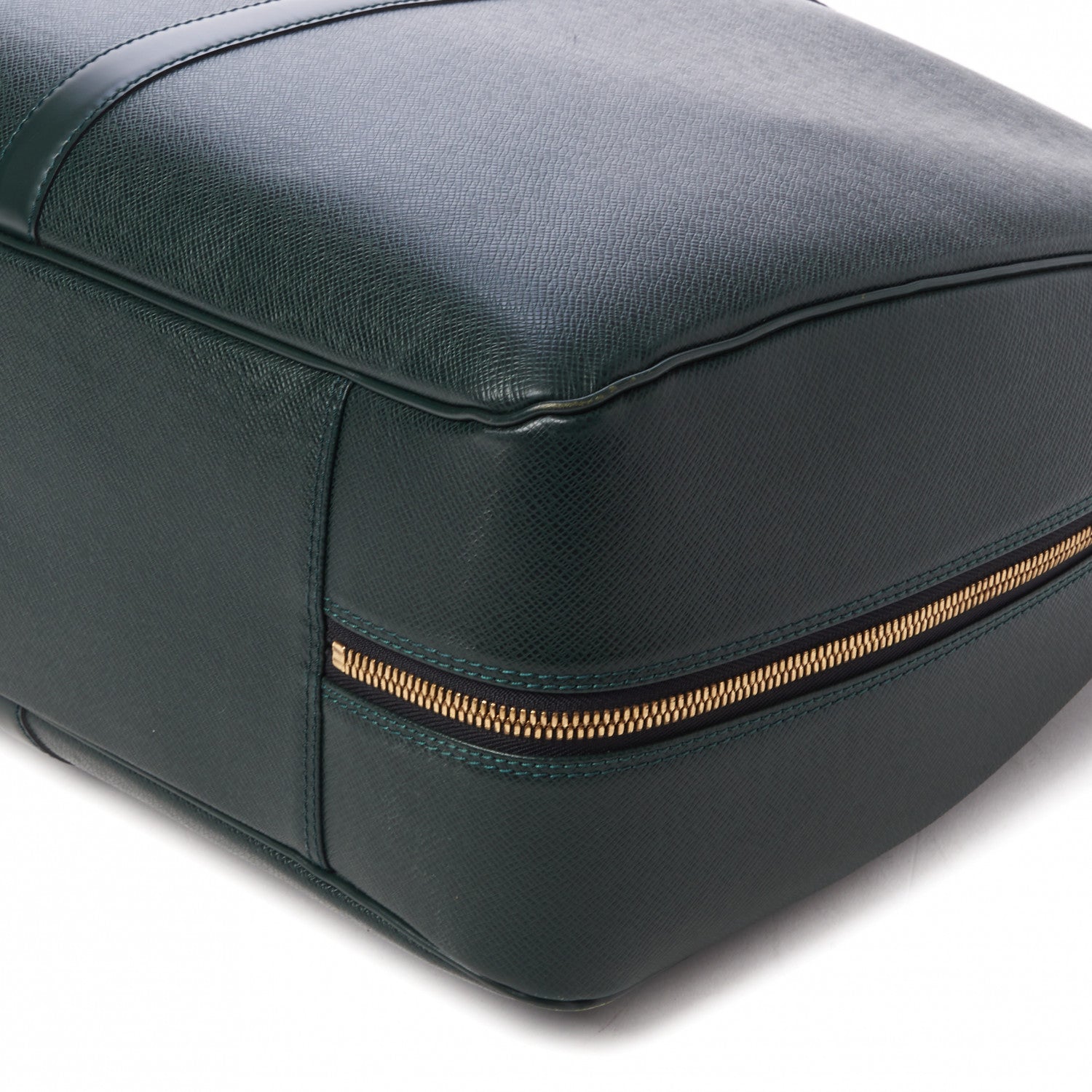 Louis Vuitton Taiga Helanga 1 Poche Epicea 5 of 9