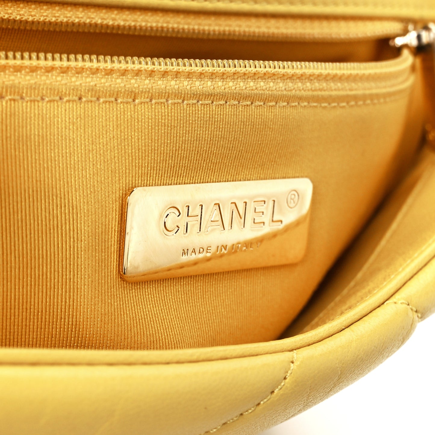 Lambskin Quilted Medium Chanel 19 Flap Yellow