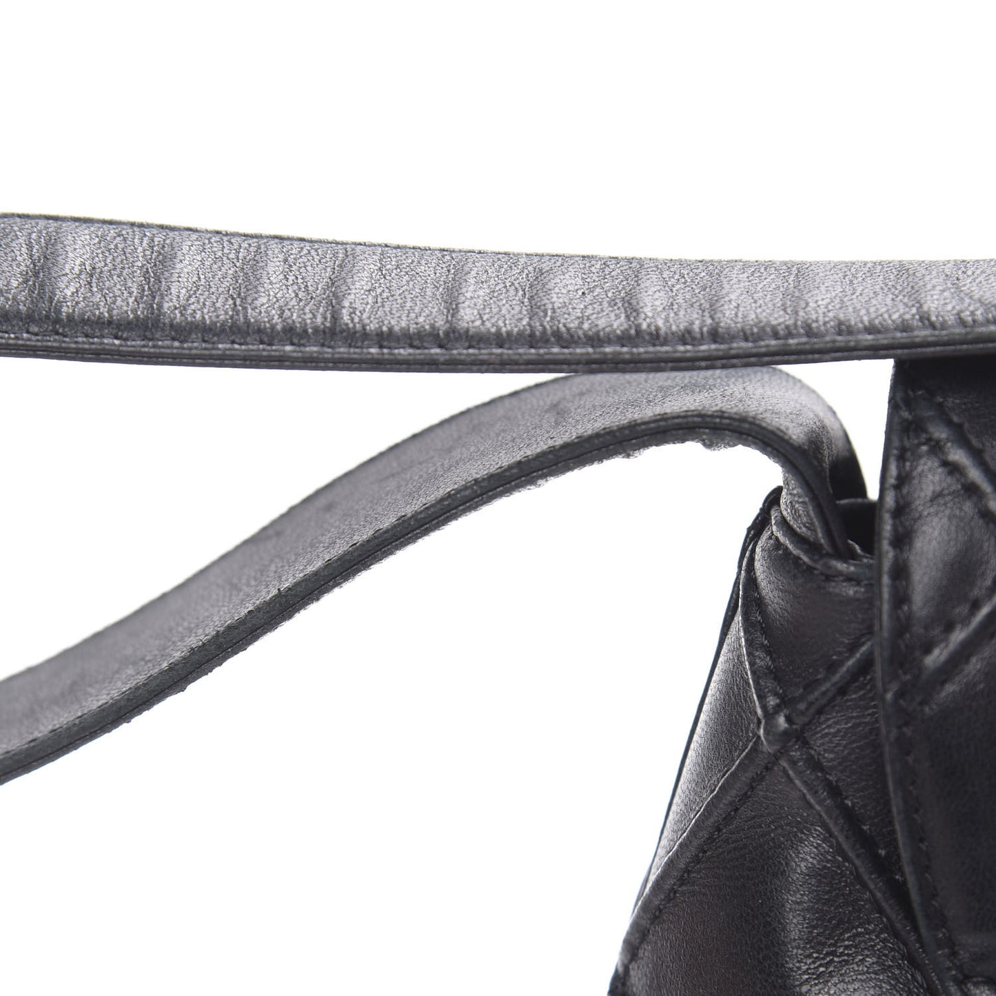Lambskin Diamond Stitched Shoulder Bag Black