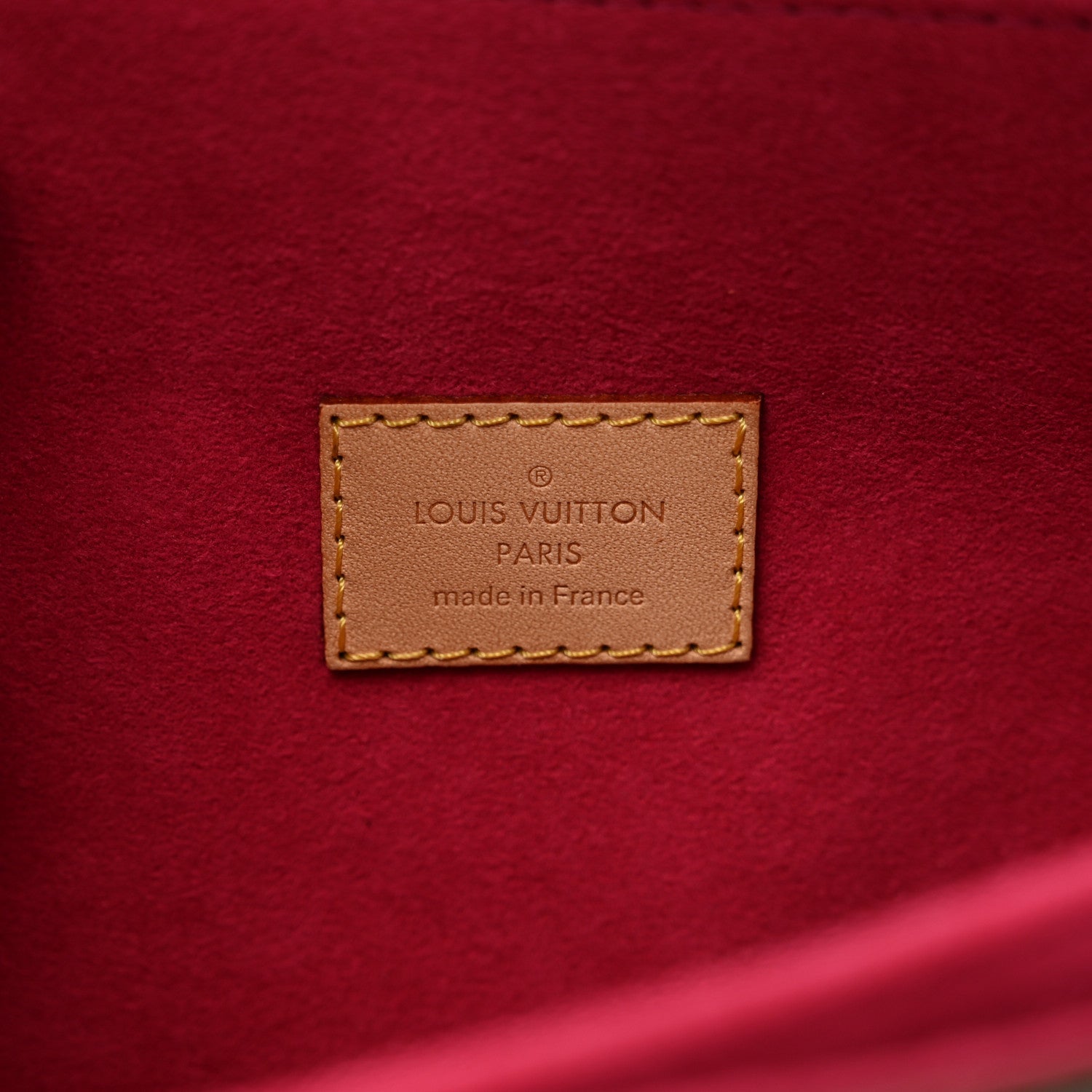 Louis Vuitton Monogram Patches Pochette Metis 6 of 9