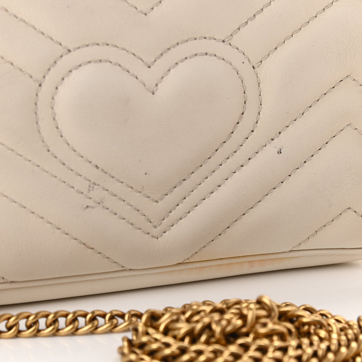 Calfskin Matelasse Super Mini GG Marmont Shoulder Bag White