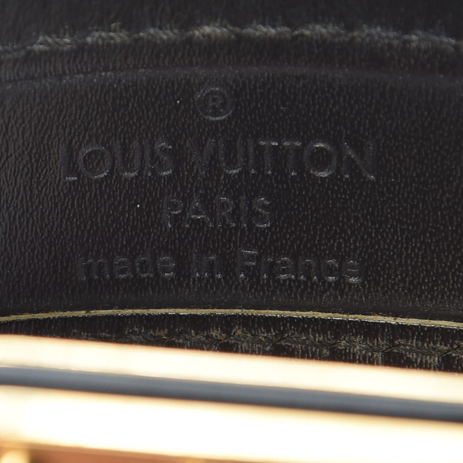 Louis Vuitton Chèvre Suhali S Lock Bracelet Medium Black 5 of 7