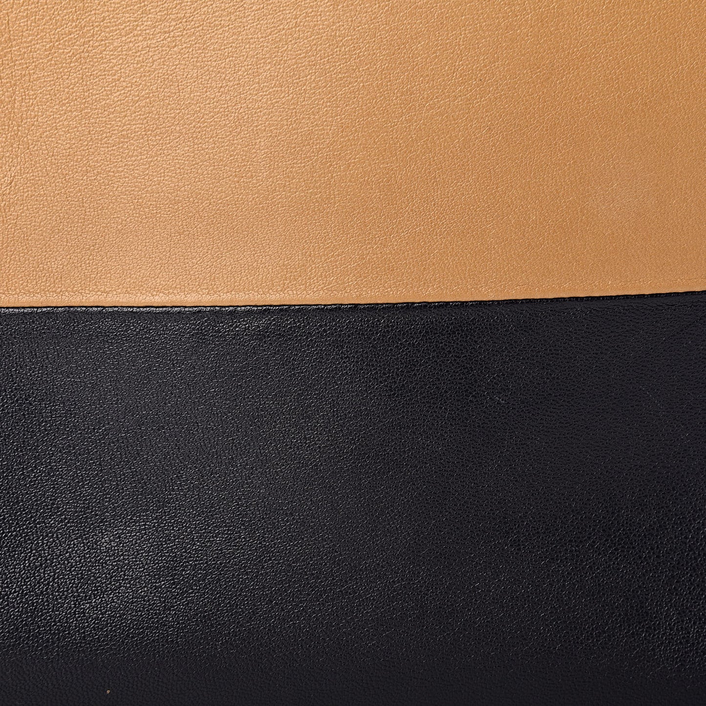 Lambskin Bi-Color Solo Clutch Pouch Nude