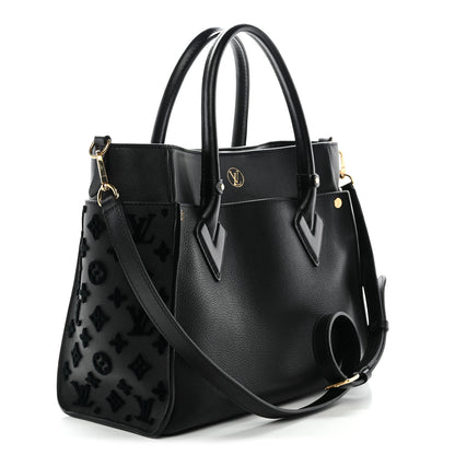 Louis Vuitton Calfskin Monogram Tufting On My Side Black 3 of 10