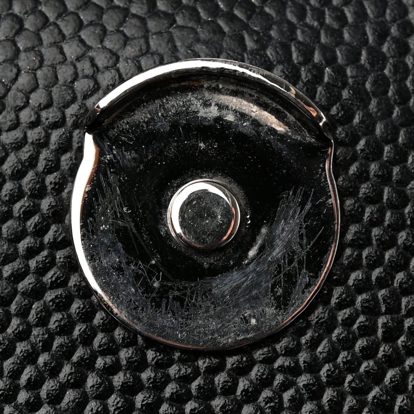 Grain De Poudre Medium Classic Monogram Monochrome Kate Satchel Black