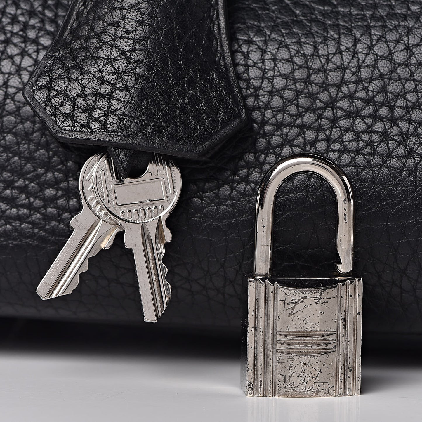 Taurillon Clemence Birkin 30 Black