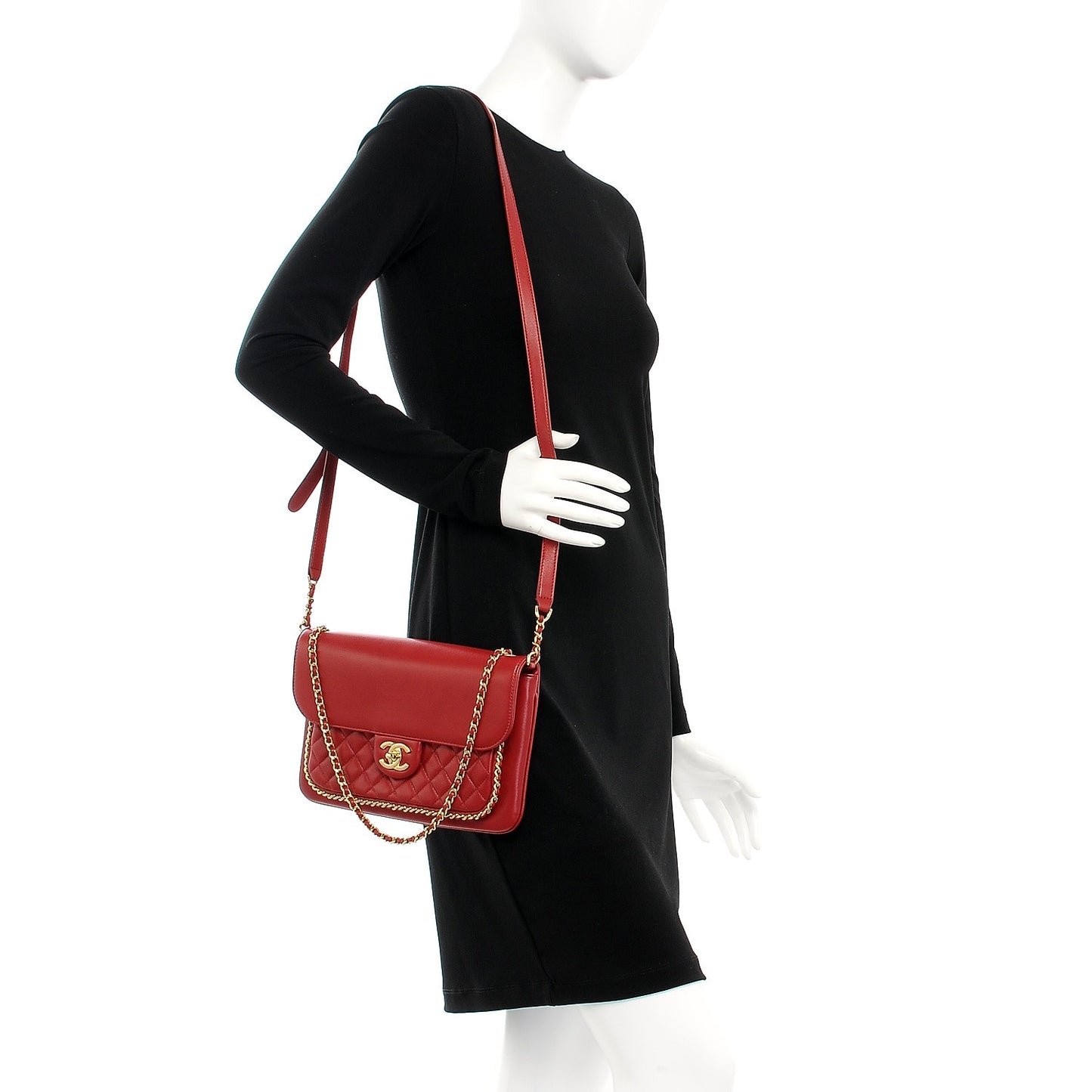Lambskin Quilted Large CC Unchained Crossbody Red