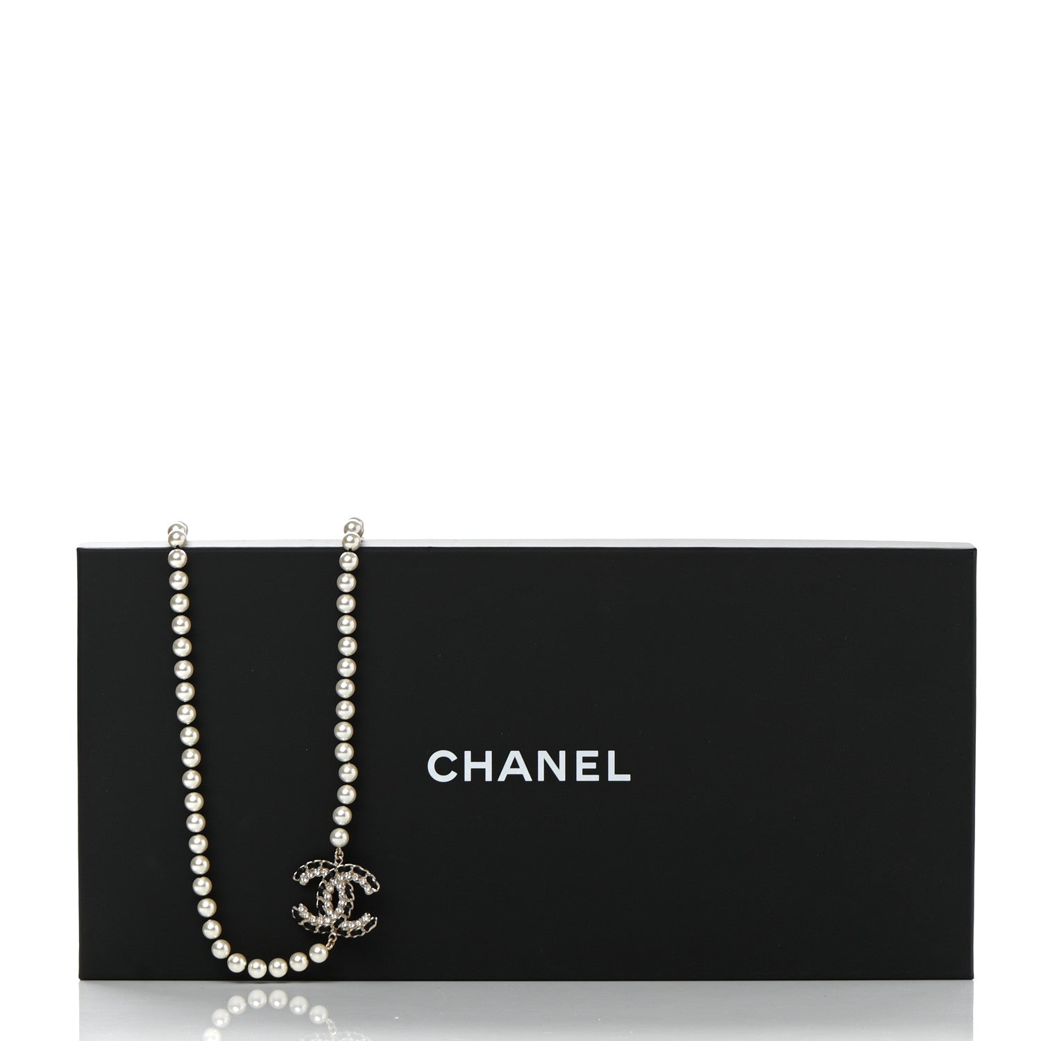 Chanel Pearl Lambskin CC Vintage Allure Necklace Gold 7 of 7