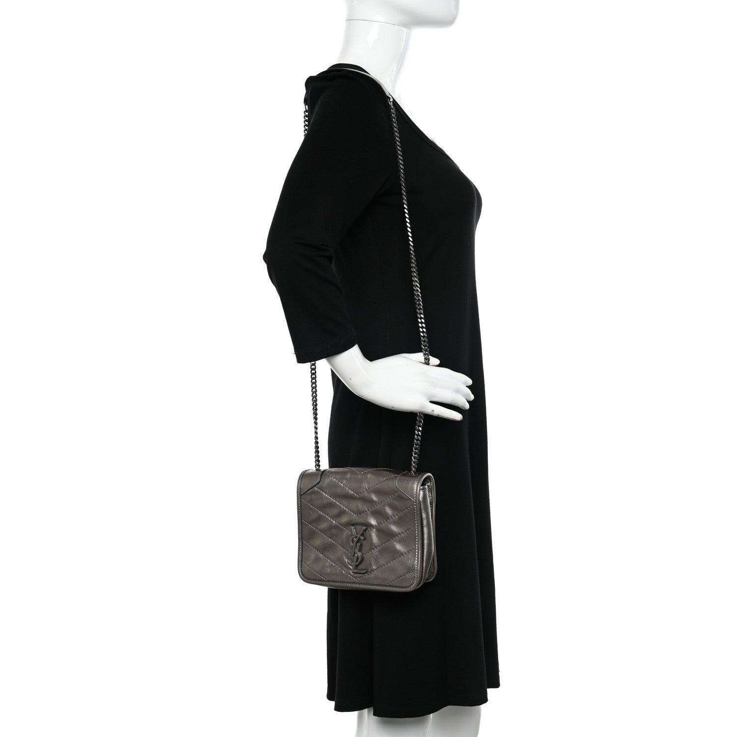Saint Laurent Metallic Calfskin Matelasse Monogram Niki Chain Wallet Platinum 2 of 13