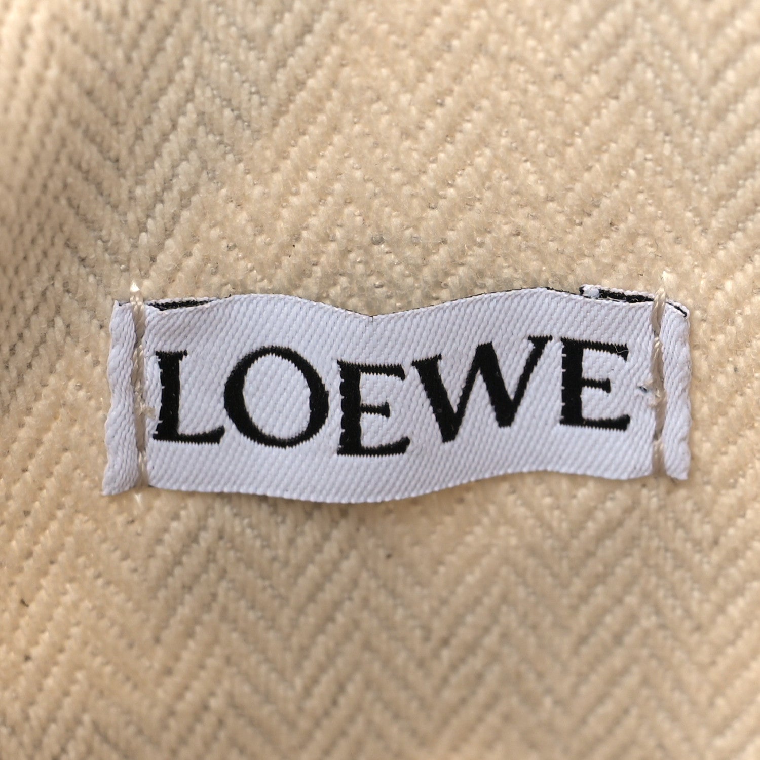 Loewe Smooth Calfskin Small Anagram Cutout Tote Tan Beige 5 of 7