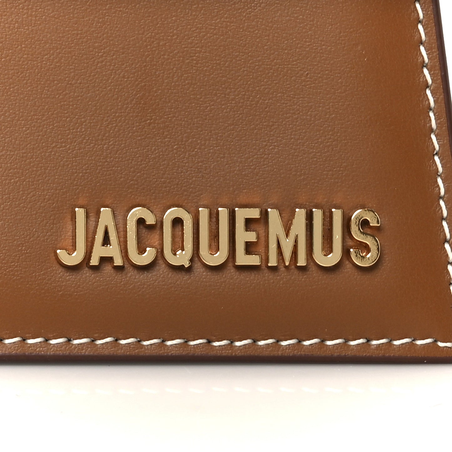 Smooth Calfskin Le Chiquito Moyen Light Brown