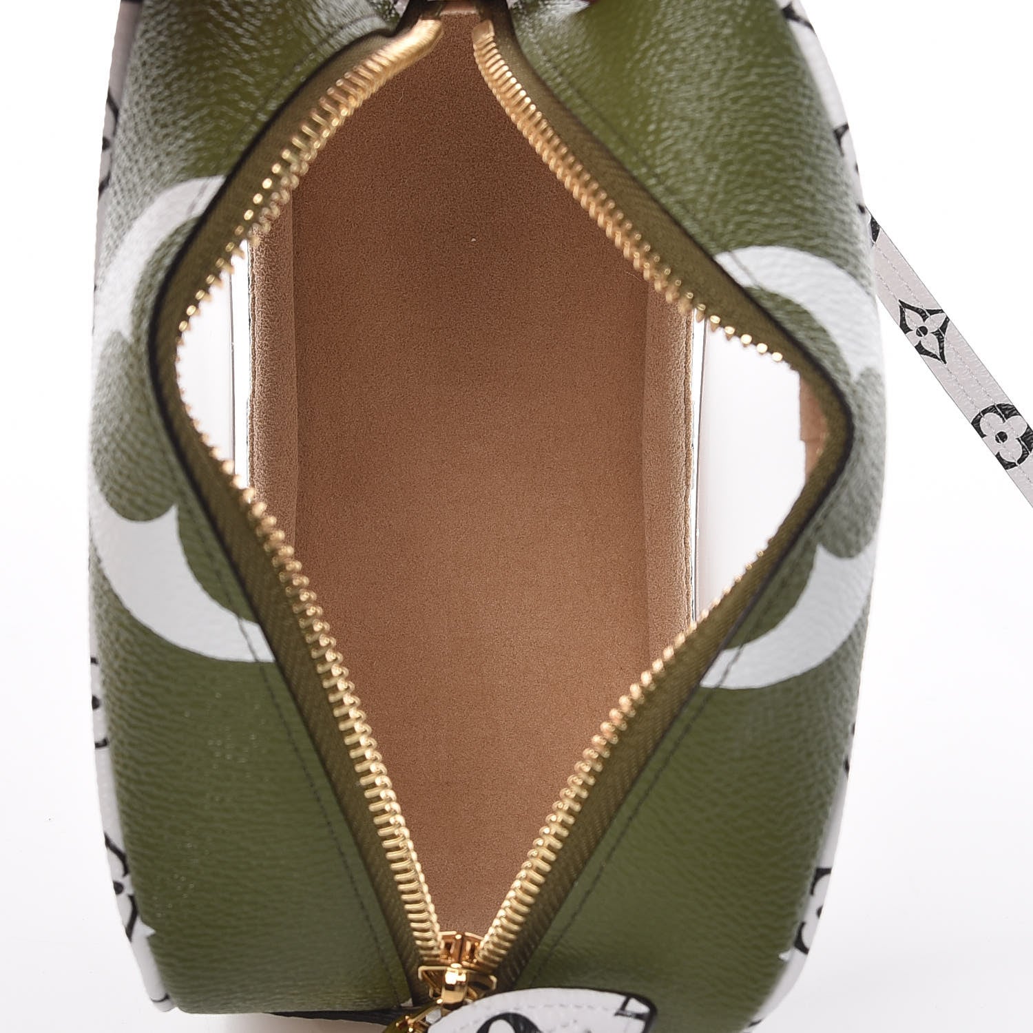 Louis Vuitton Monogram Giant Beach Pouch Kaki 5 of 8