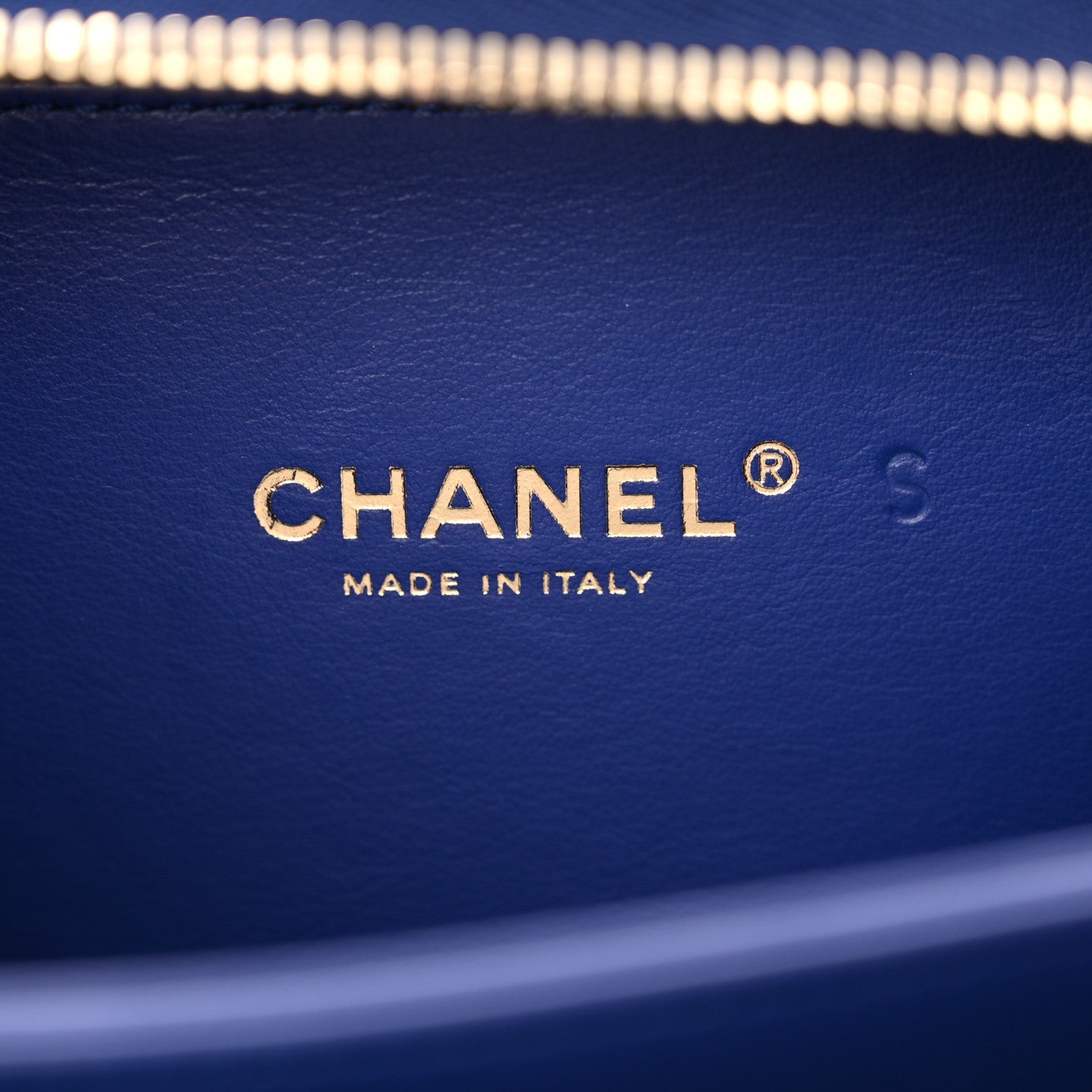 Chanel Jersey Quilted Small CC Filigree Vanity Case Blue Green 6 of 10