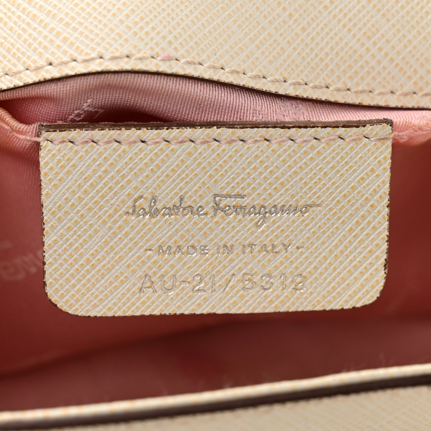 Saffiano Gancio Chain Flap White