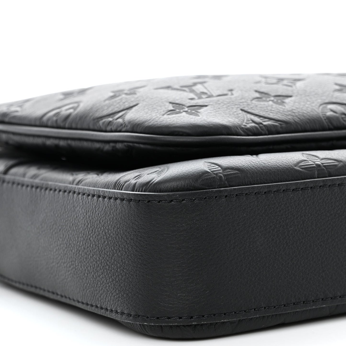 Calfskin Monogram Shadow Trio Messenger Black
