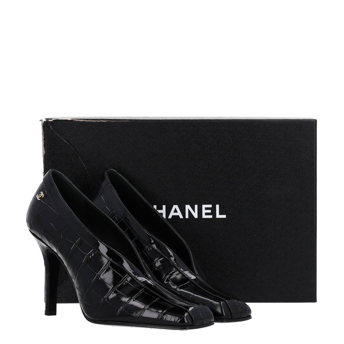 Crocodile Embossed Patent Calfskin Pumps 37.5 Black