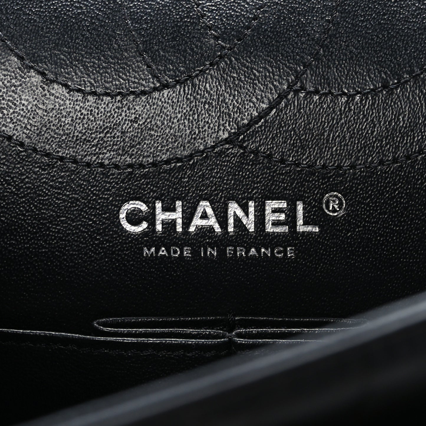 Aged Calfskin Chevron Quilted 2.55 Reissue 225 Flap So Black