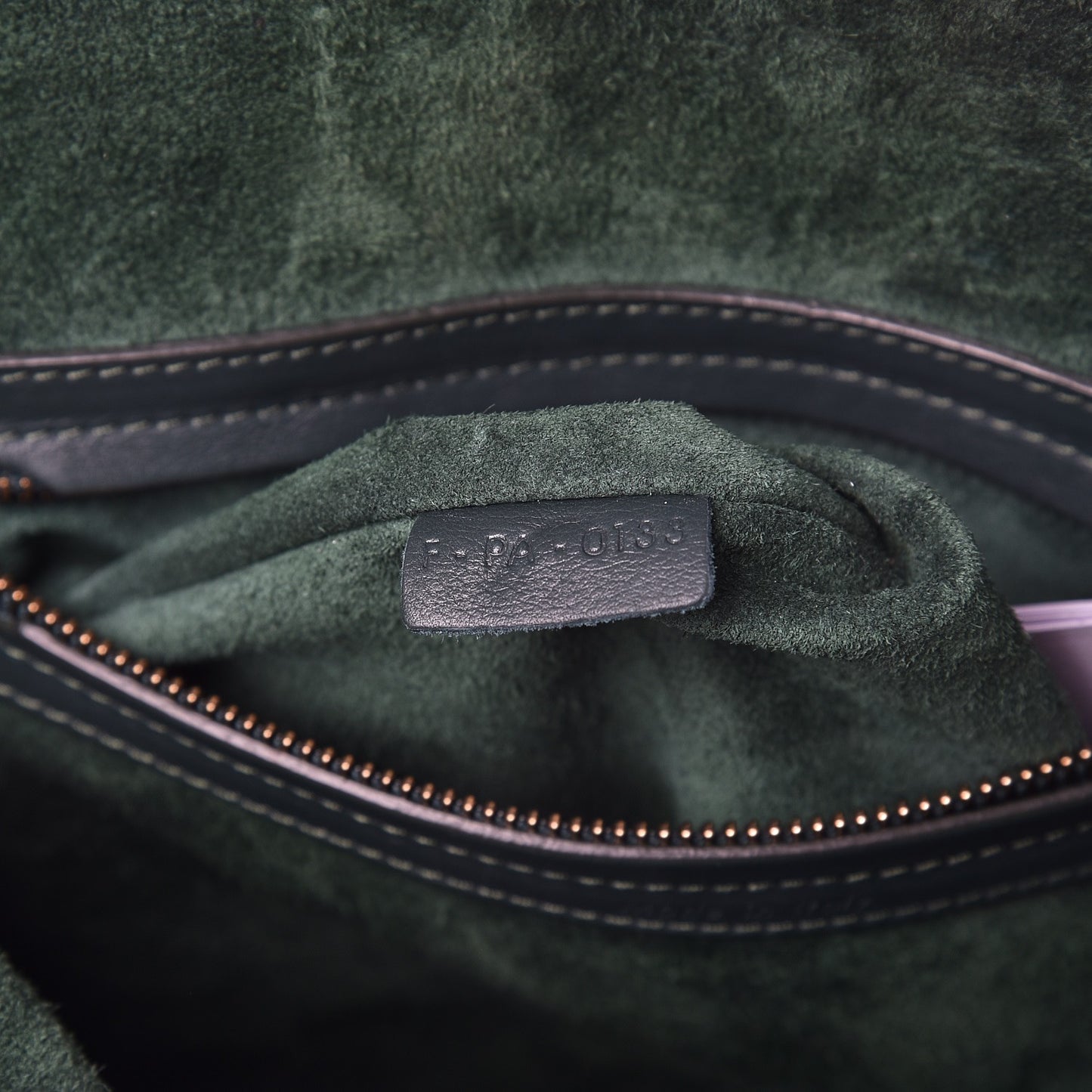 Supple Calfskin Medium Phantom Luggage Bottle Green