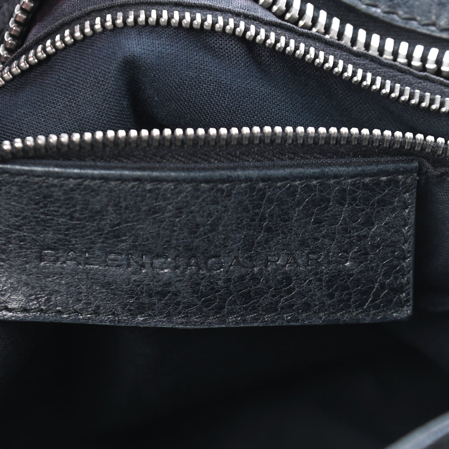 Agneau Giant 21 Silver Hardware City Black