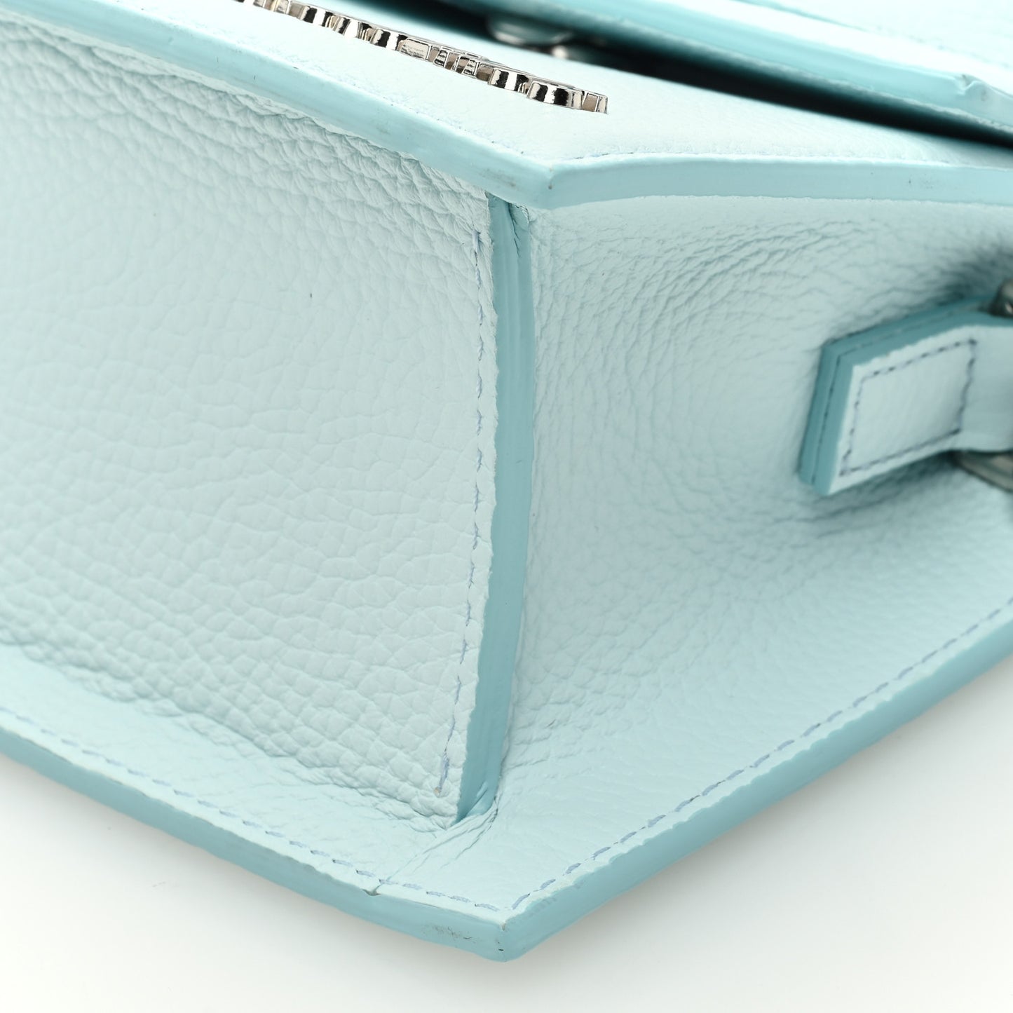 Grained Calfskin Le Chiquito Moyen Light Blue