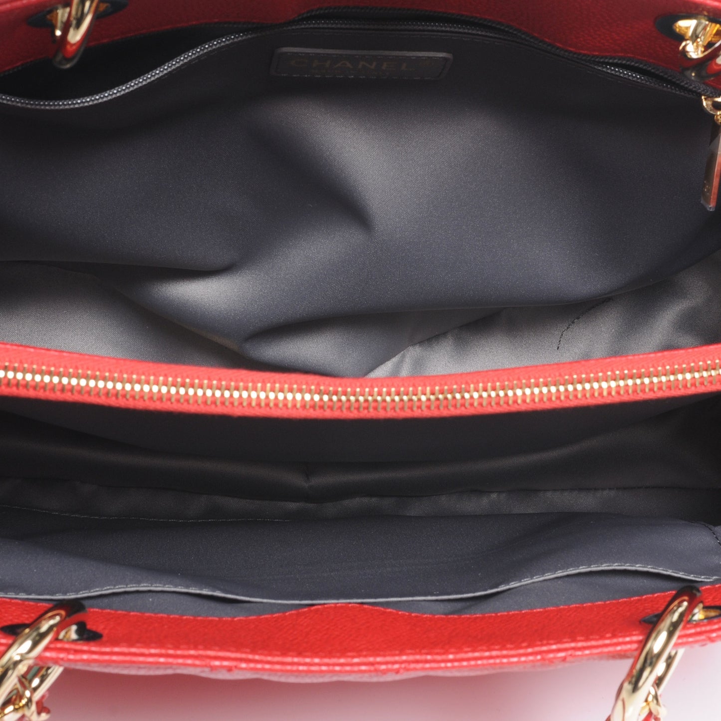 Caviar Grand Shopping Tote GST Red