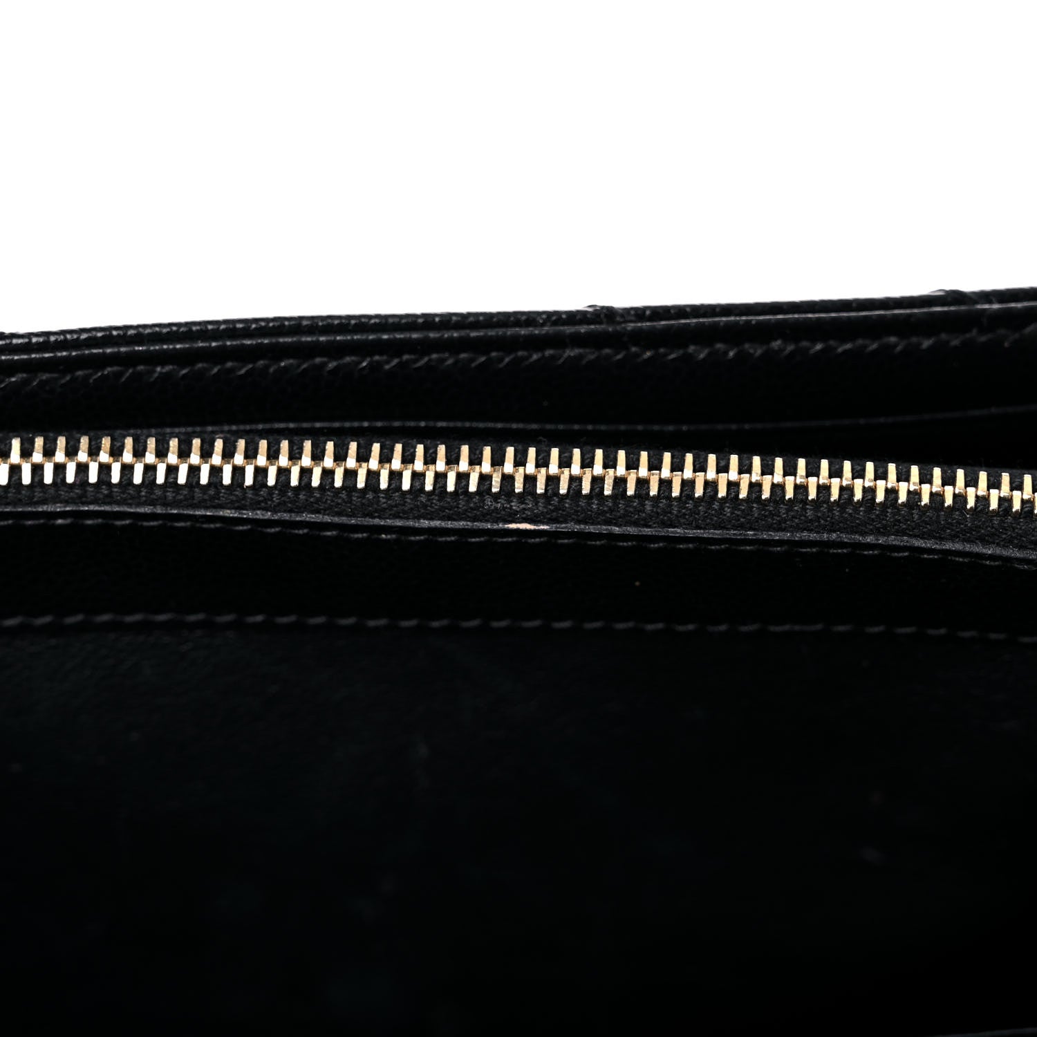 Saint Laurent Grain De Poudre Matelasse Chevron Monogram Chain Wallet Black 15 of 23