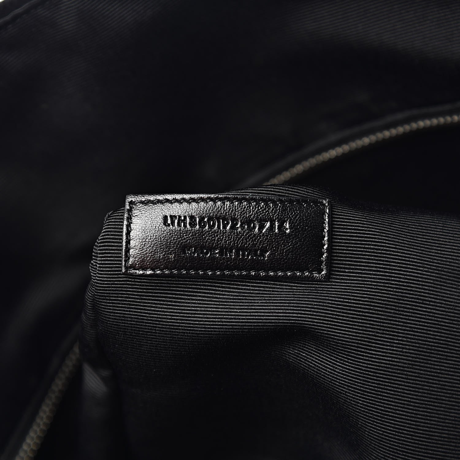 Saint Laurent Grain De Poudre Classic Duffle 24 Black 7 of 15