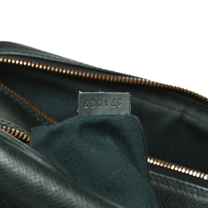 Louis Vuitton Taiga Reporter Messenger Epicea 6 of 15
