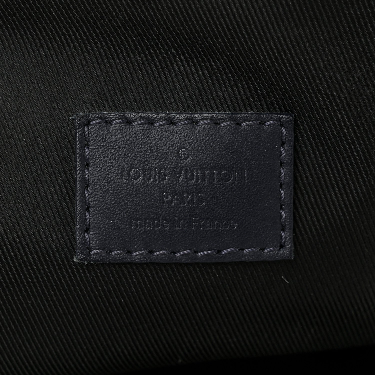 Louis Vuitton Damier Infini Avenue Sling Bag Astral Silver 6 of 10