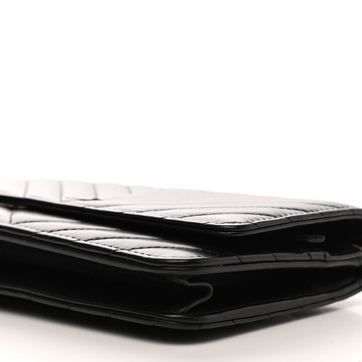 Lambskin Chevron Quilted Wallet On Chain WOC Black