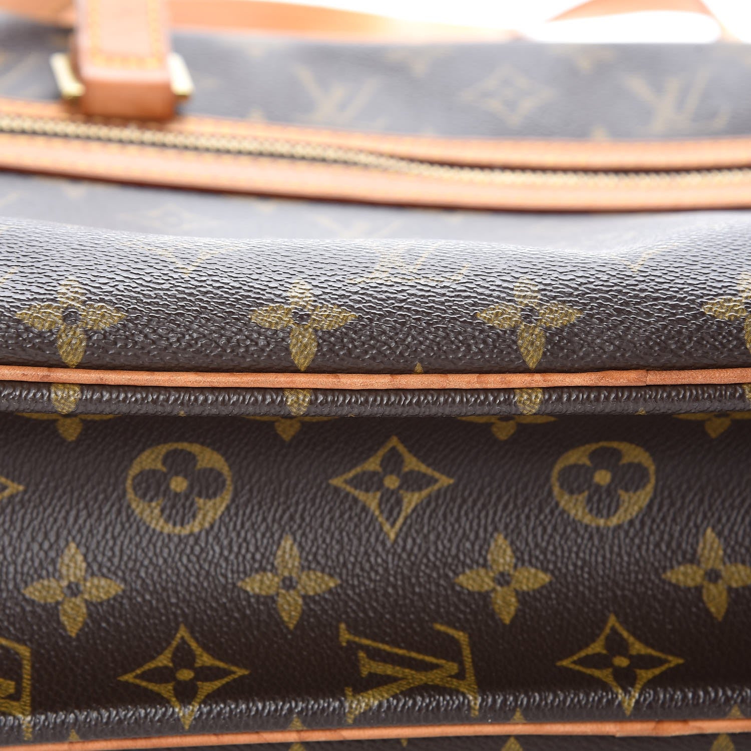 Louis Vuitton Monogram Cite GM 11 of 20