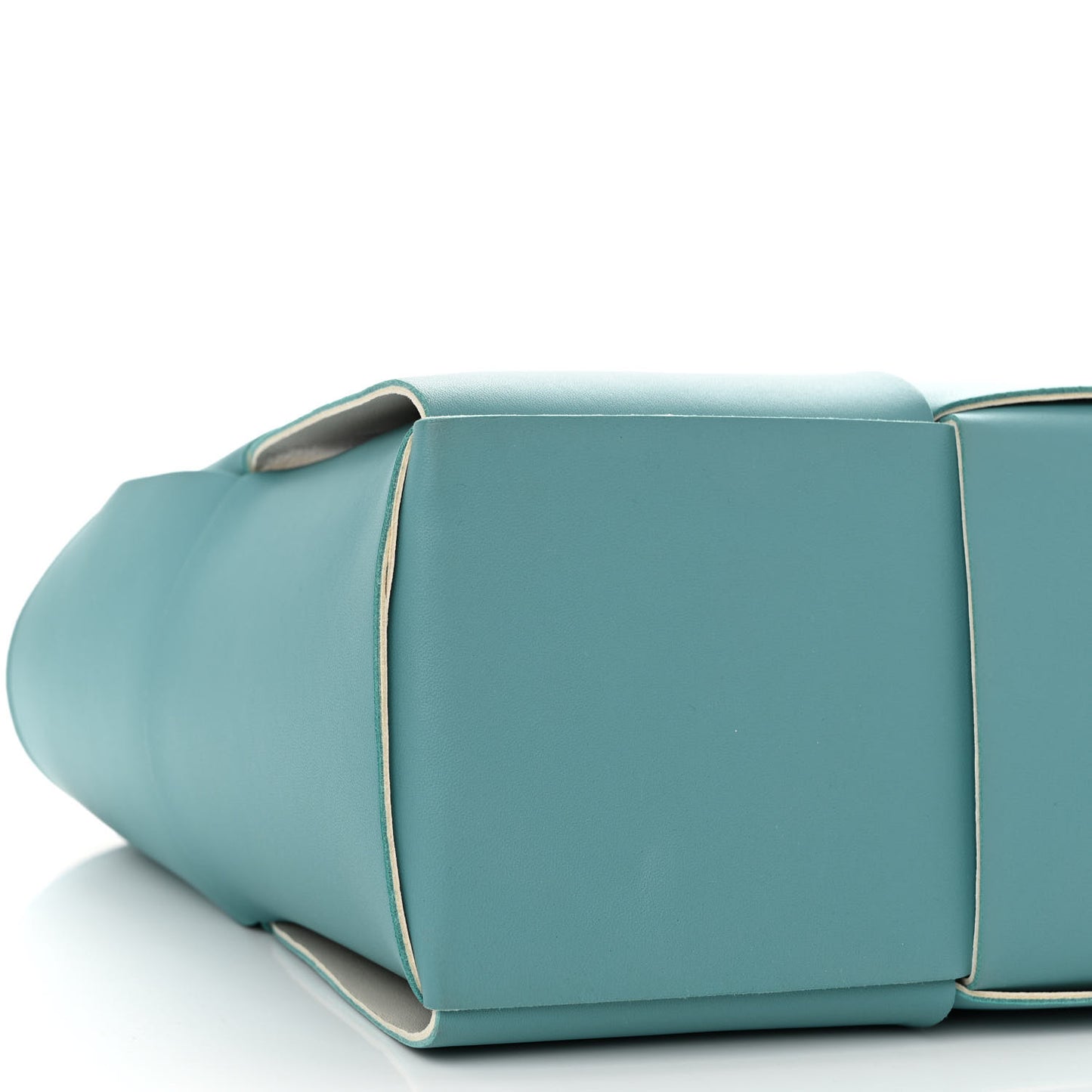 Nappa Maxi Intrecciato Medium Arco Tote Linoleum