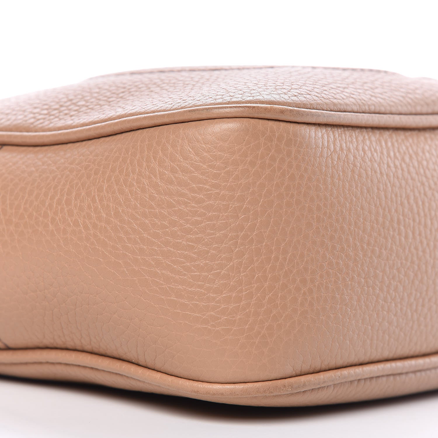 Gucci Pebbled Calfskin Small Soho Disco Bag Camelia 9 of 10