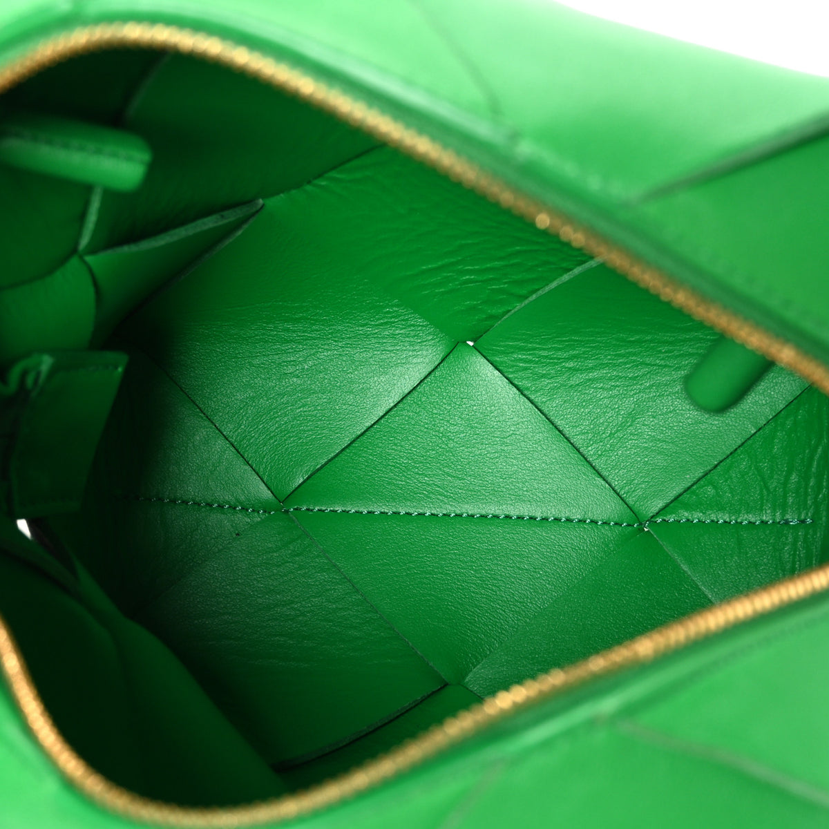 Bottega Veneta Lambskin Maxi Intrecciato Mini Cassette Camera Bag Parakeet 4 of 8
