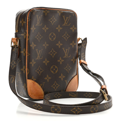 Louis Vuitton Monogram Danube 21 3 of 11