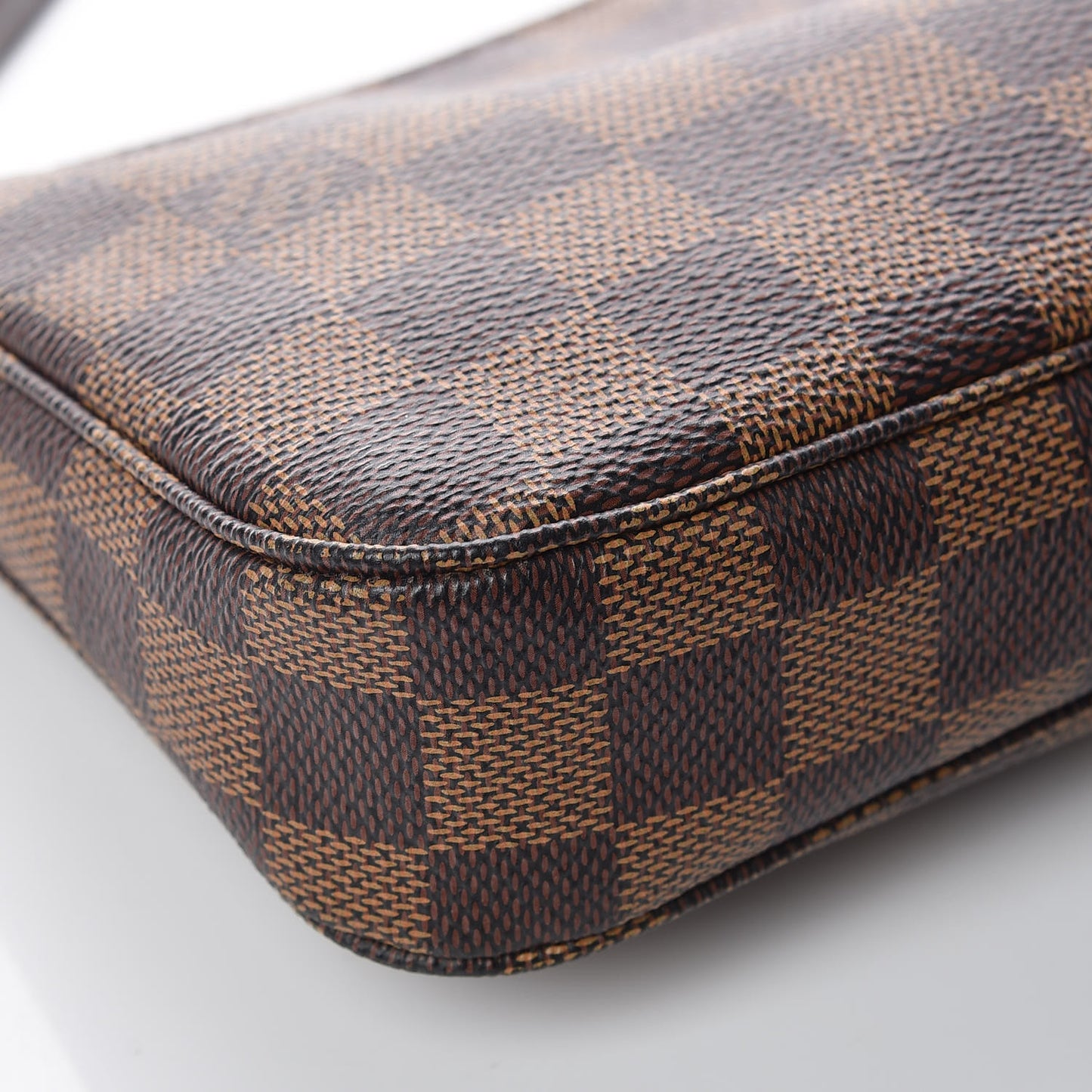 Damier Ebene Pochette Accessories NM