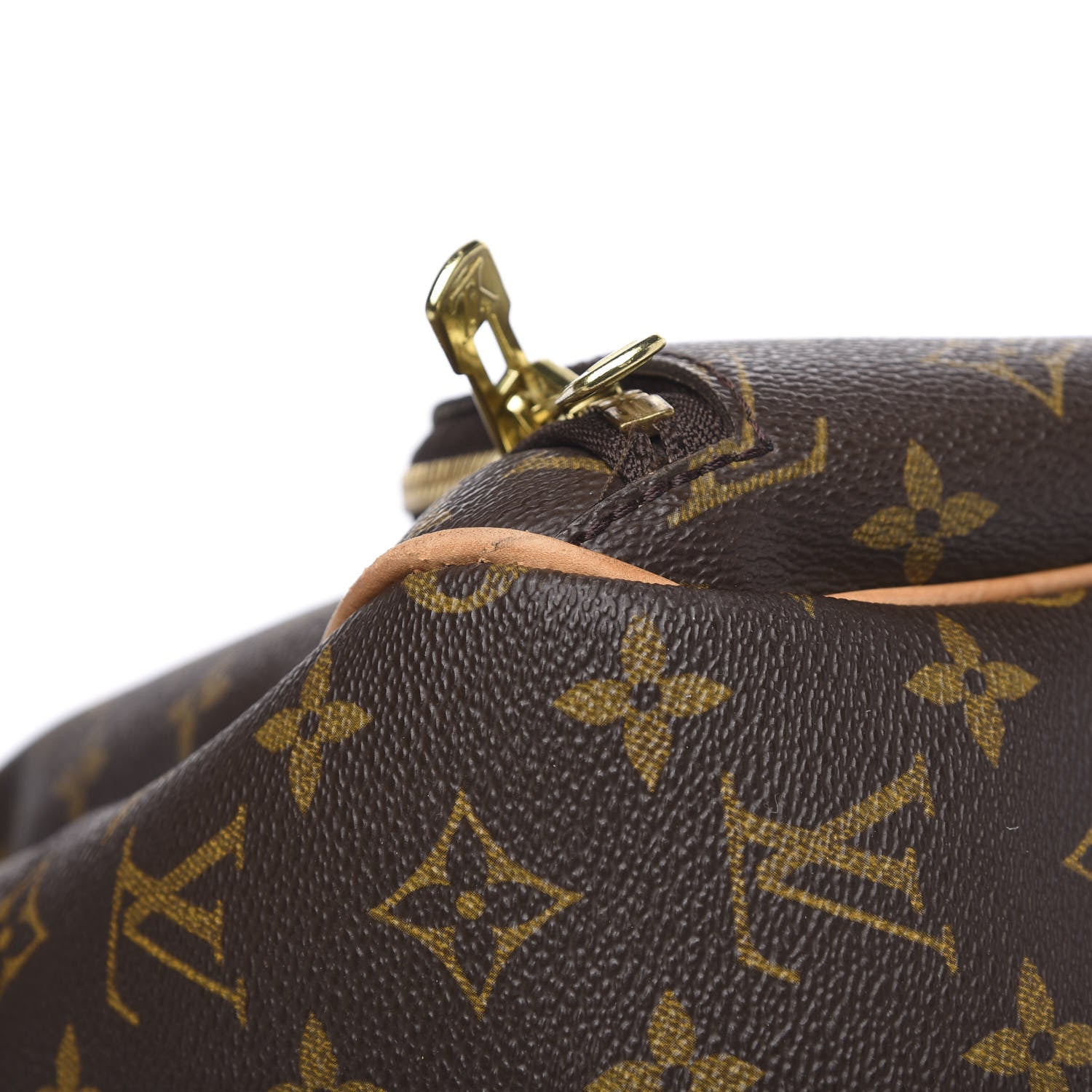 Louis Vuitton Monogram Evasion Sports Bag 9 of 13