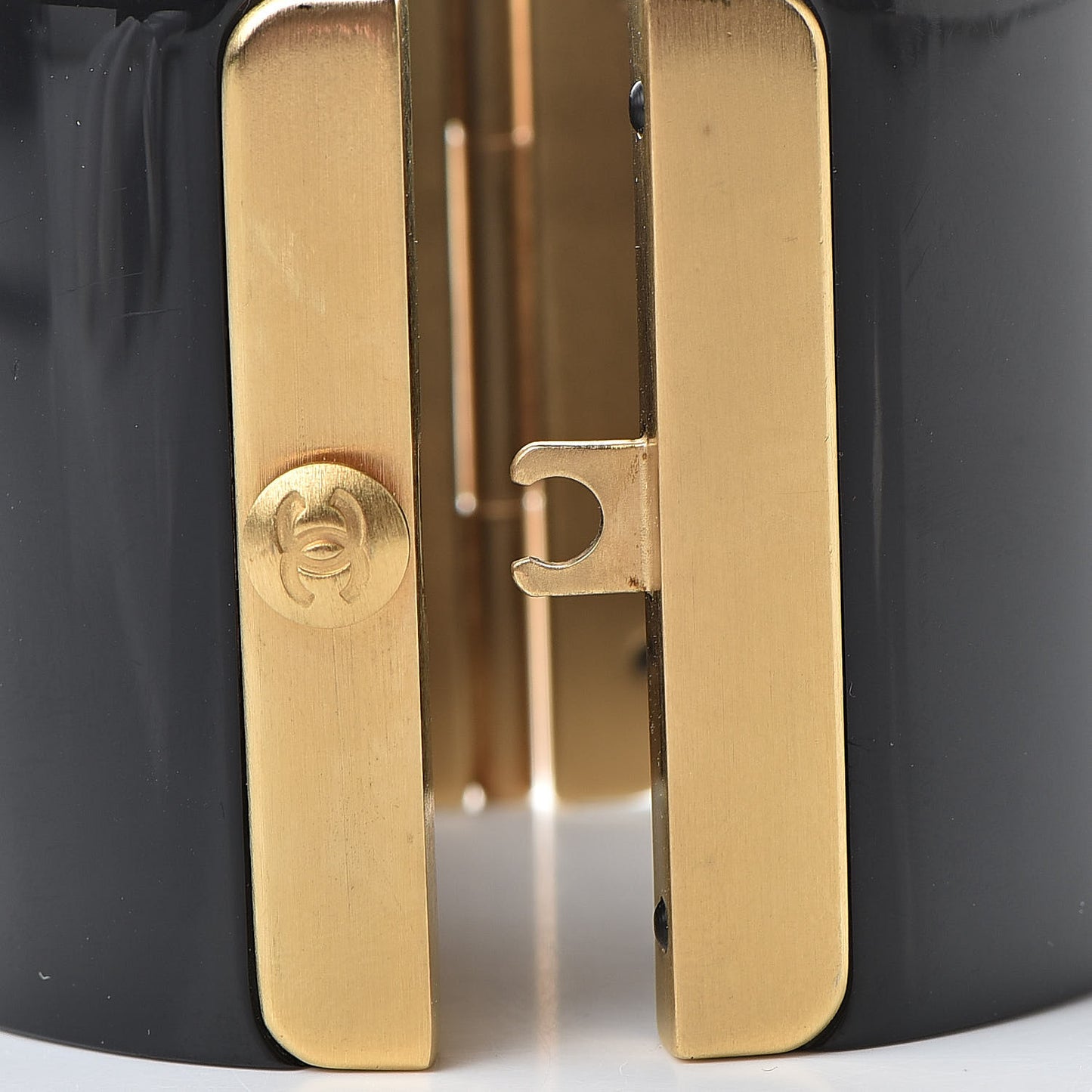 Resin CC Cuff Bracelet Black Gold