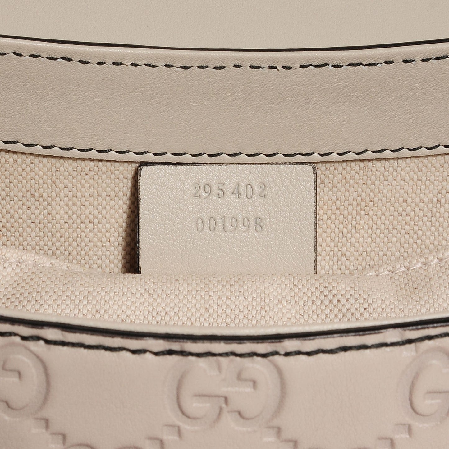 Guccisima Medium Emily Chain Shoulder Bag Off White