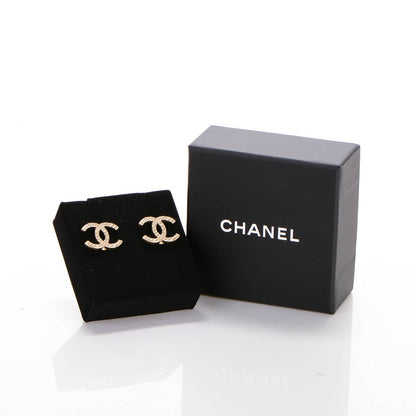 Chanel Quilted CC Earrings Light Gold 5 of 5