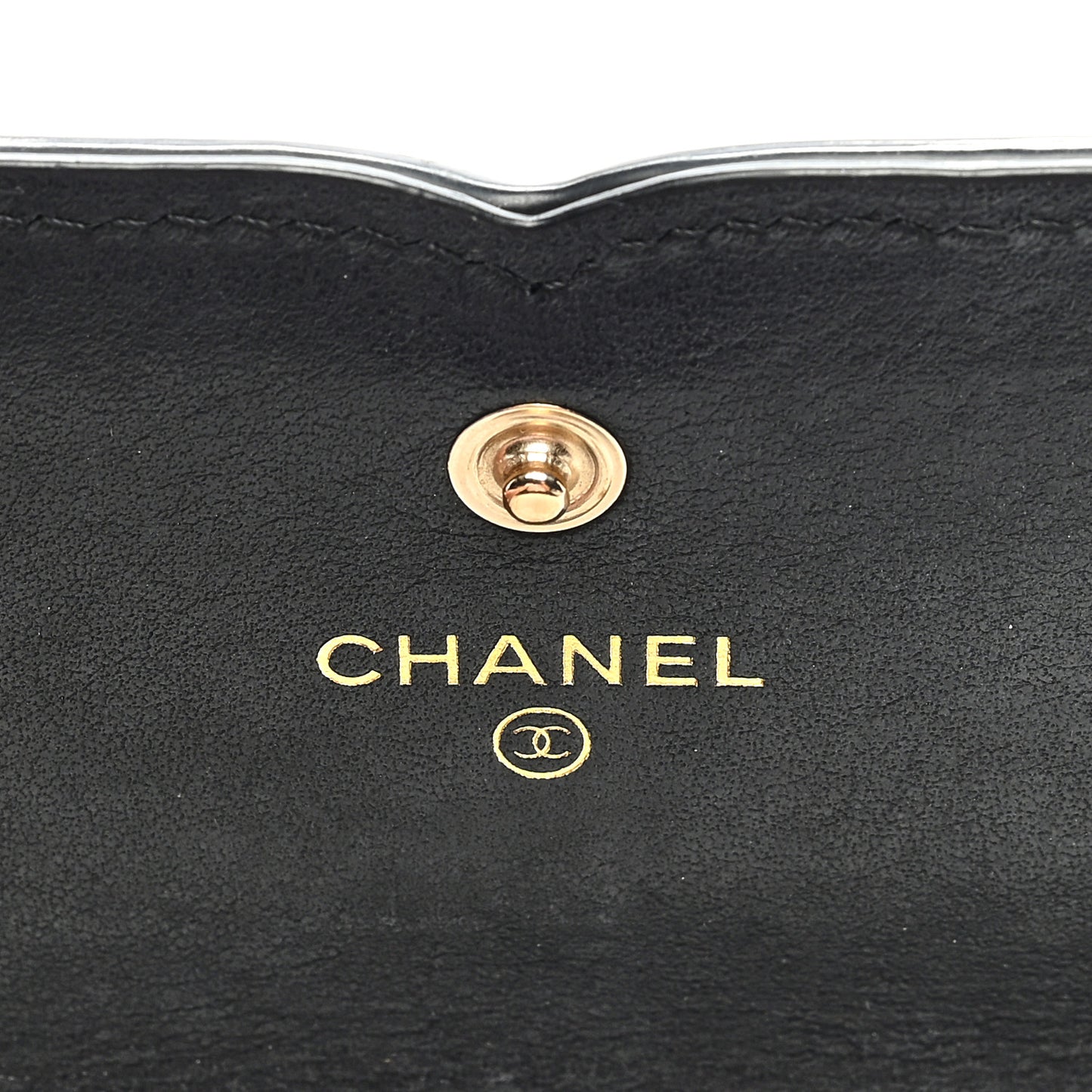 Caviar Quilted Filigree Large Gusset Flap Wallet Black