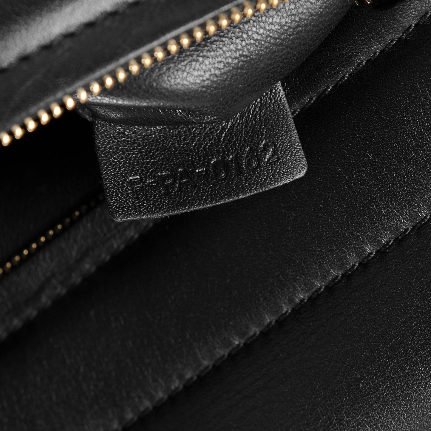 Smooth Calfskin Felt Medium Trapeze Grey