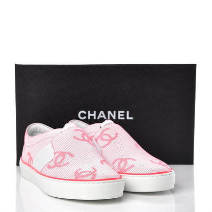 Chanel Embroidered Calfskin Womens CC Sneakers 40 White Fluo Pink 10 of 10